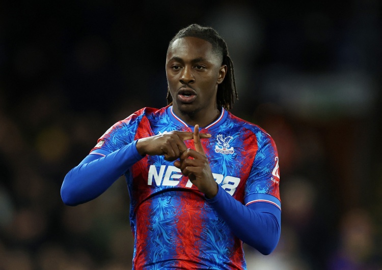 澳客下载-记者：热刺与水晶宫即将就埃泽的转会达成协议，但还在讨论细节