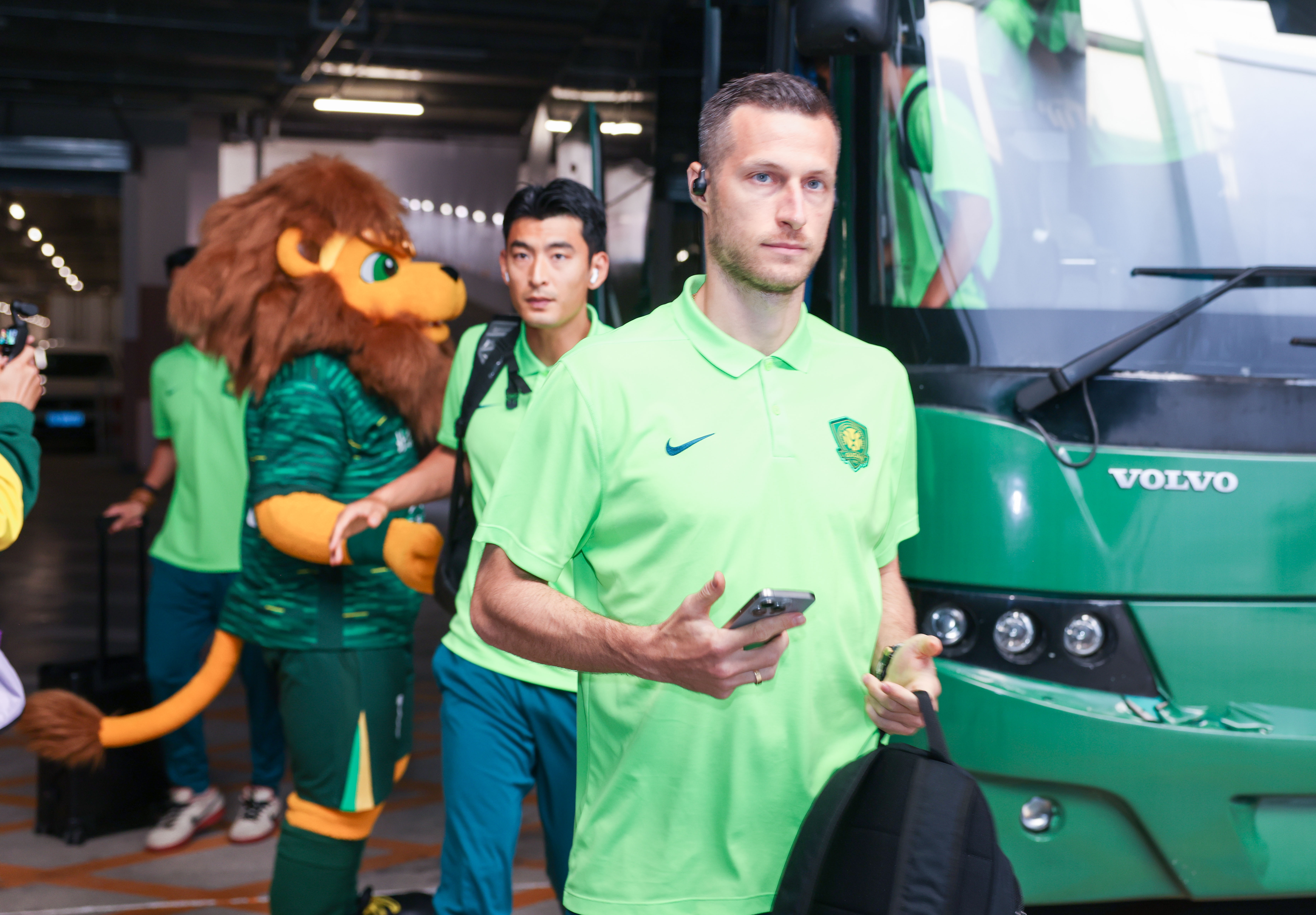 澳客app-媒体人：斯帕吉奇目前在队里是纯康复训练，连慢跑都不行