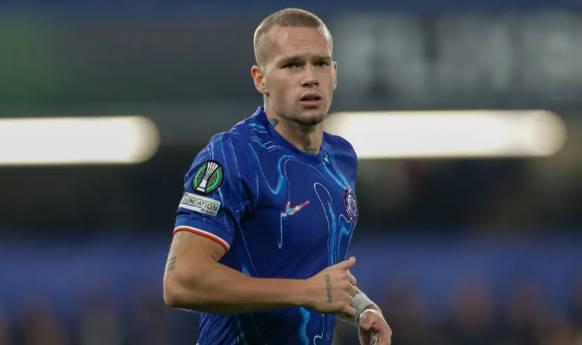 澳客app-记者：穆德里克目前租用英格兰一非职业联赛球队的场地训练